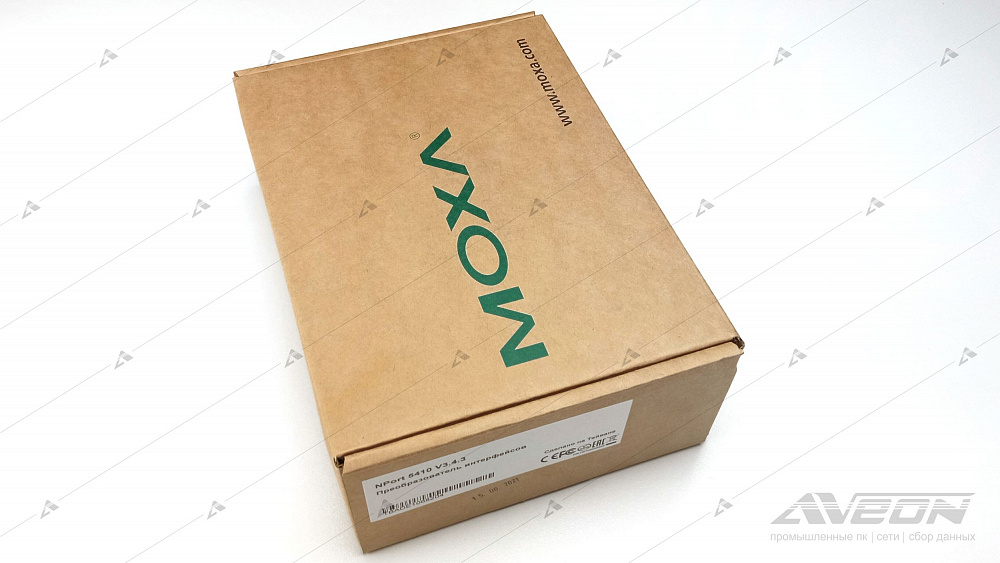Фотообзор 4-портового сервера устройств RS-232 в Ethernet MOXA NPort 5410 от АВЕОН
