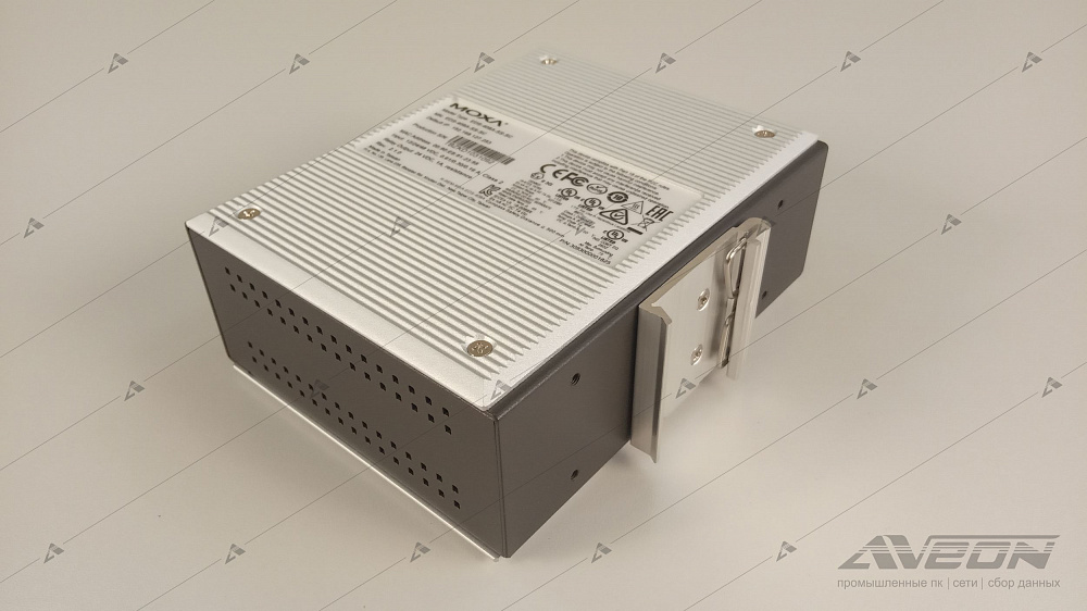Фотообзор промышленного коммутатора MOXA EDS-408A-SS-SC от АВЕОН