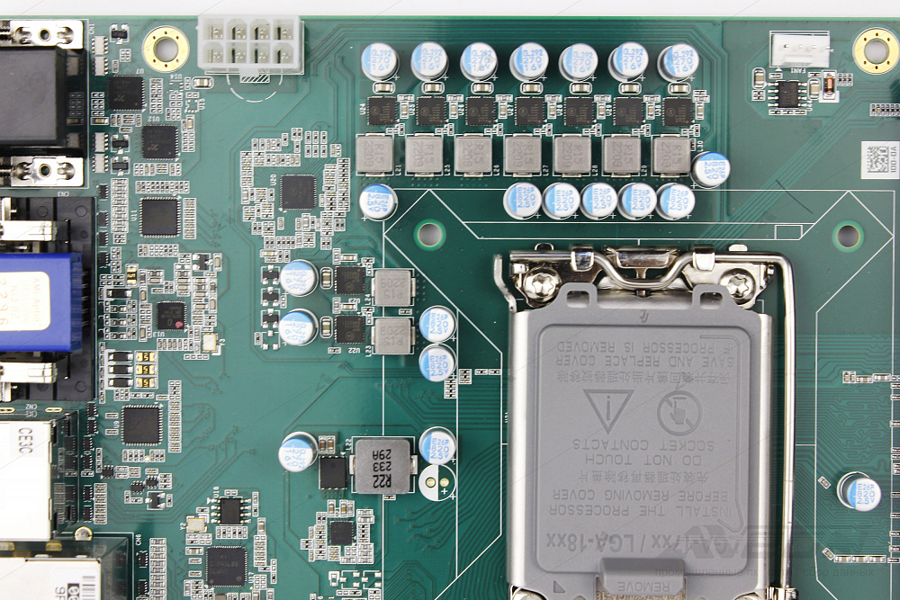 Фотообзор промышленной материнской платы AXIOMTEK IMB540-S от АВЕОН