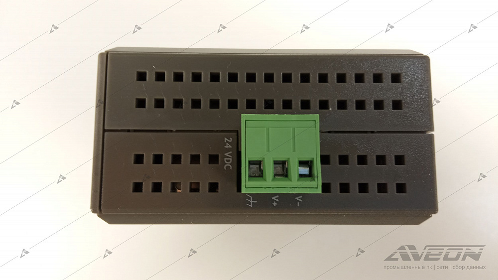 Фотообзор 8-портового неуправляемого коммутатора MOXA EDS-208 от АВЕОН