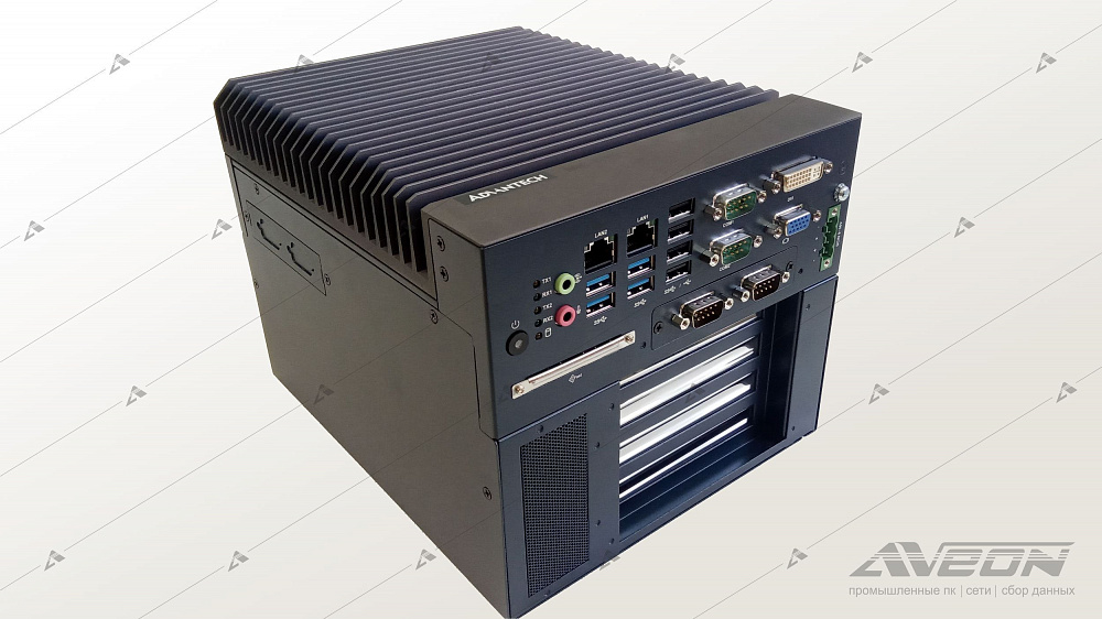 Фотообзор безвентиляторного компактного компьютера Advantech MIC-7700H-00A1 от АВЕОН