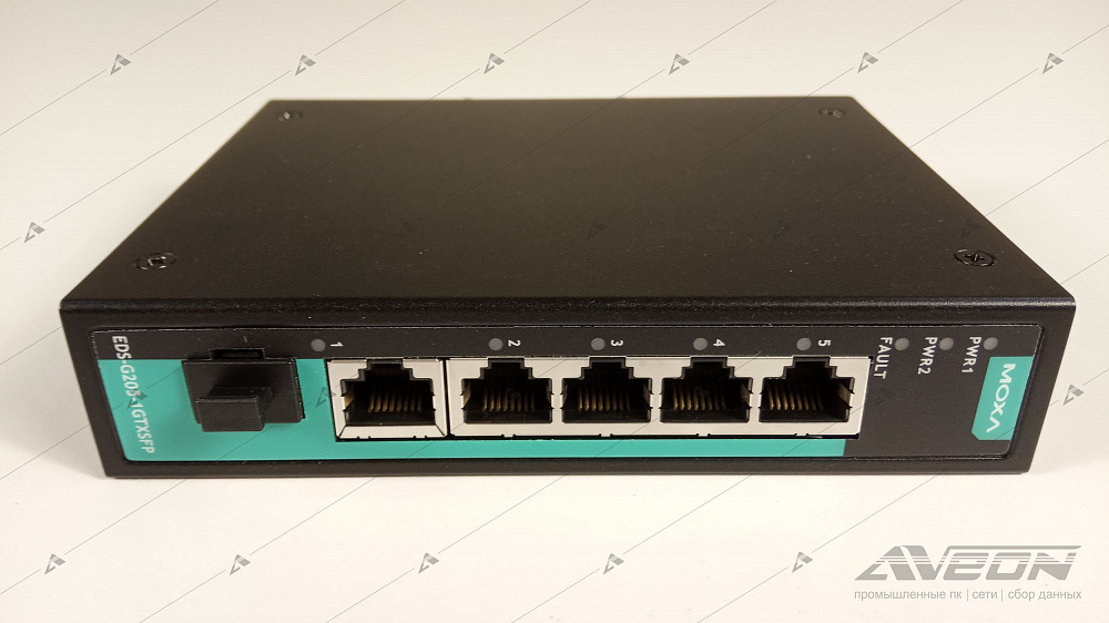 Фотообзор коммутатора Ethernet 5 портов MOXA EDS-G205-1GTXSFP-T от АВЕОН