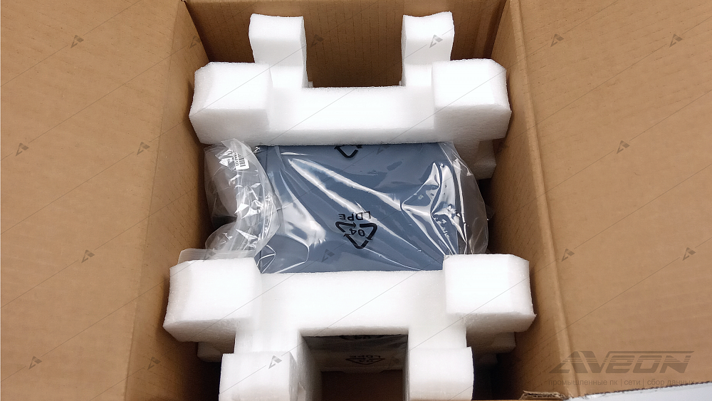 Фотообзор модуля расширения Advantech MIC-75M13-00A1E от АВЕОН