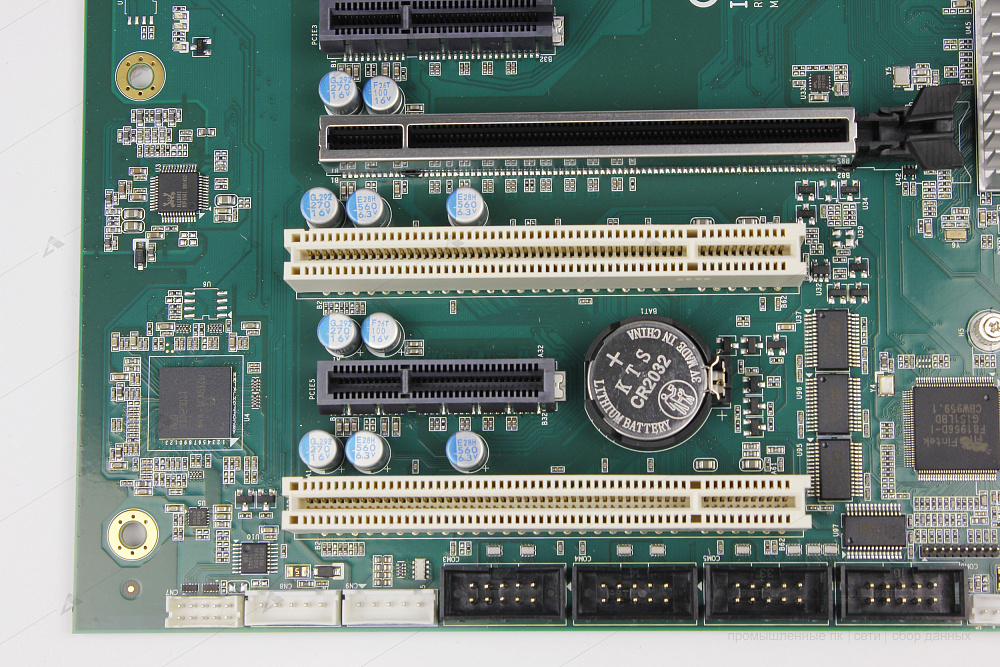 Фотообзор промышленной материнской платы AXIOMTEK IMB540-S от АВЕОН