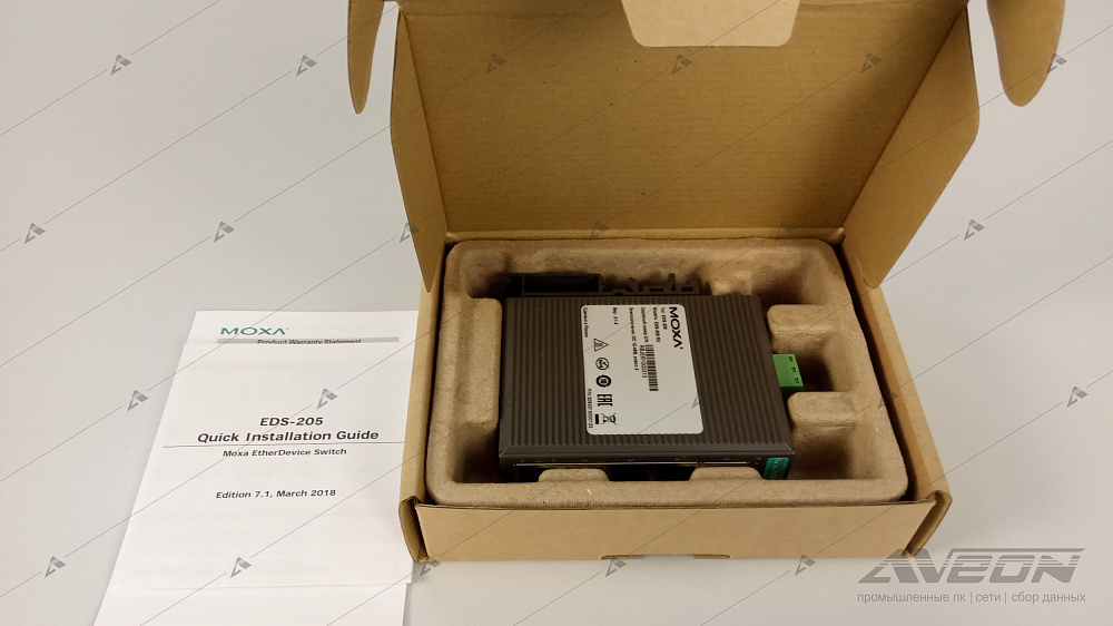 Фотообзор 5-портового неуправляемого коммутатора MOXA EDS-205 от АВЕОН