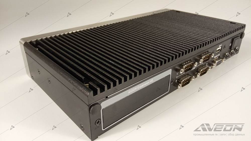 Фотообзор встраиваемого компьютера Advantech ARK-2230L-U0A2E от АВЕОН