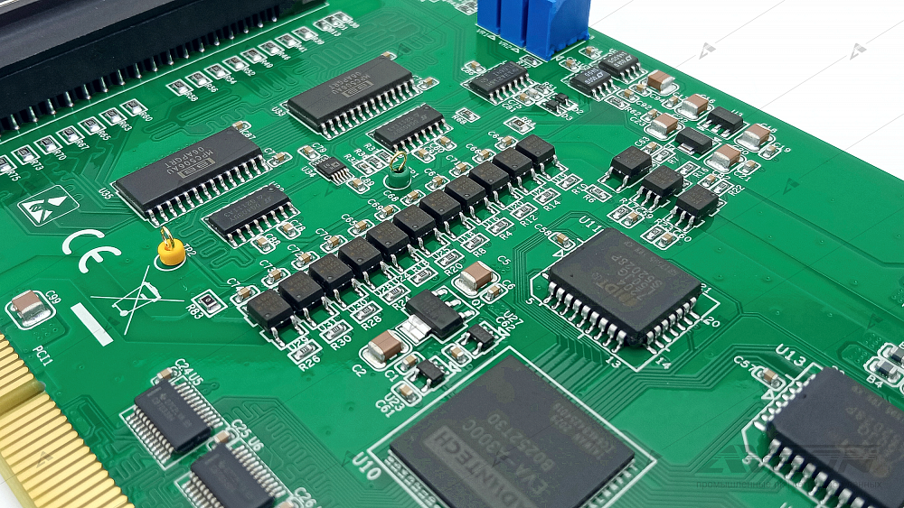 Фотообзор платы аналогового ввода Advantech PCI-1713U-BE от АВЕОН