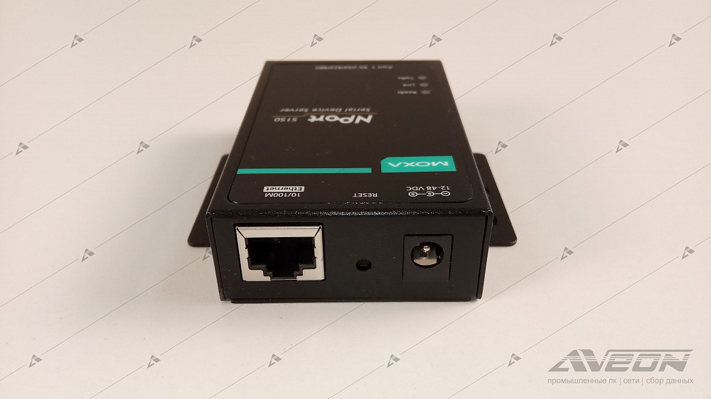 Фотообзор 1-портового сервера RS-232/422/485 в Ethernet MOXA NPort 5150 от АВЕОН