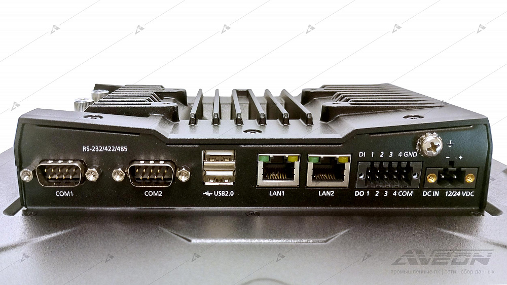 Фотообзор безвентиляторного панельного компьютера MOXA MPC-2120-E4-T-W7E от АВЕОН