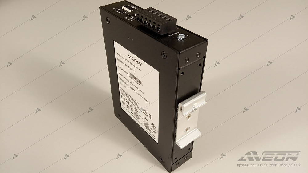 Фотообзор коммутатора Ethernet 5 портов MOXA EDS-G205-1GTXSFP-T от АВЕОН