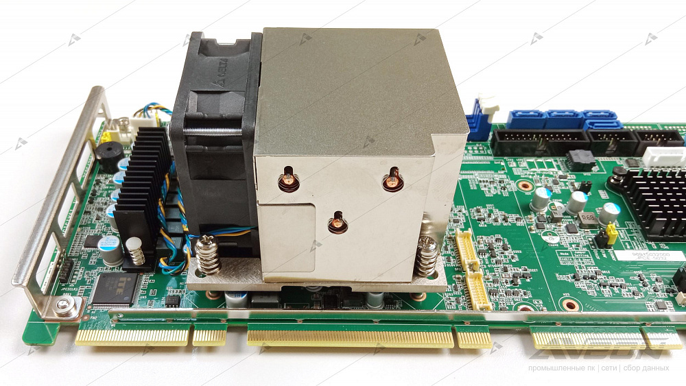 Фотообзор кулера Advantech 1960067860N001 от АВЕОН