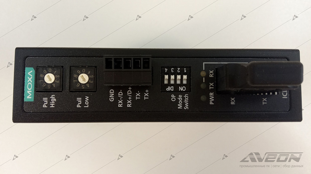 Фотообзор конвертера RS-232/422/485 MOXA ICF-1150-S-SC-T от АВЕОН