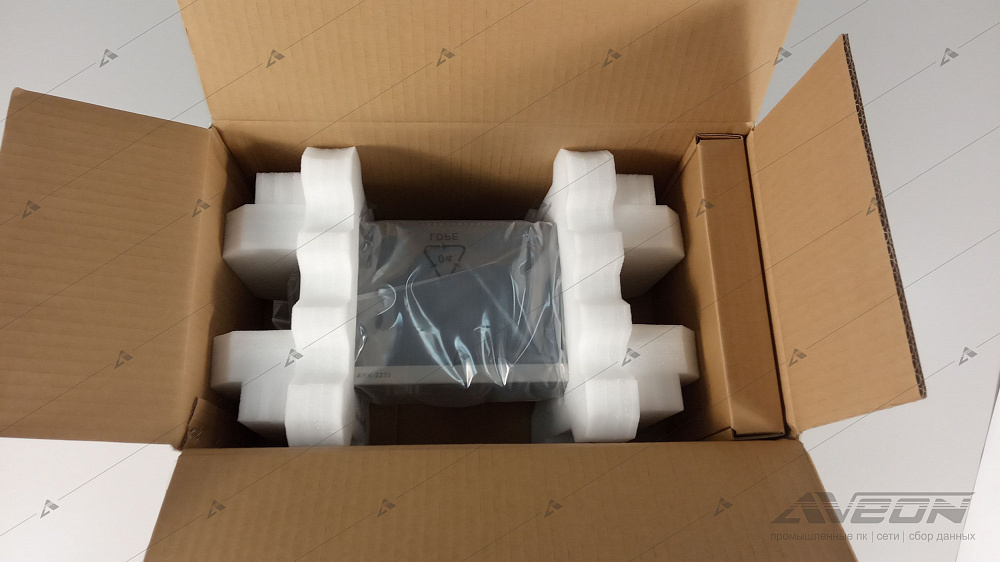 Фотообзор встраиваемого компьютера Advantech ARK-2230L-U0A2E от АВЕОН