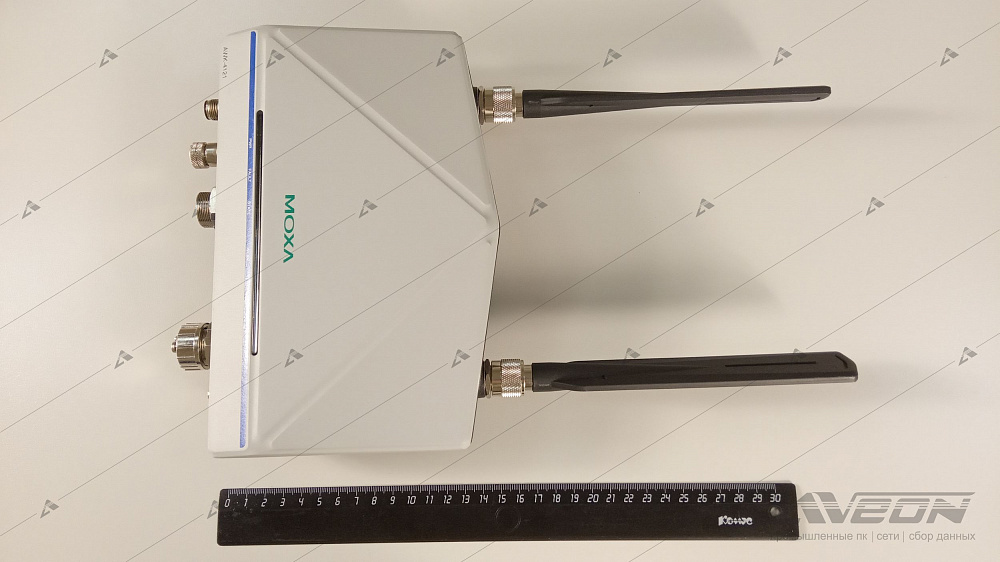 Фотообзор беспроводной точки доступа MOXA AWK-4121-EU-T от АВЕОН