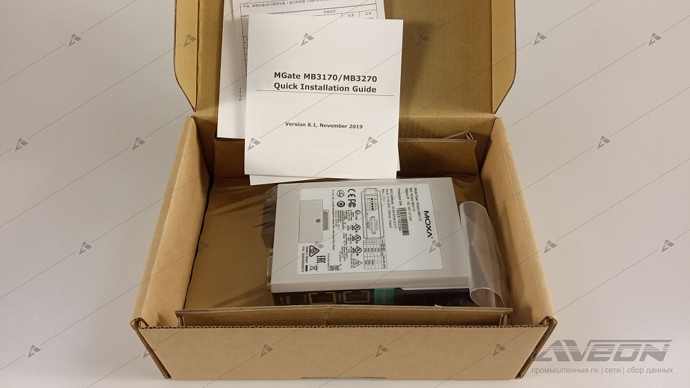 Фотообзор преобразователя Modbus MOXA MGate MB3170 от АВЕОН